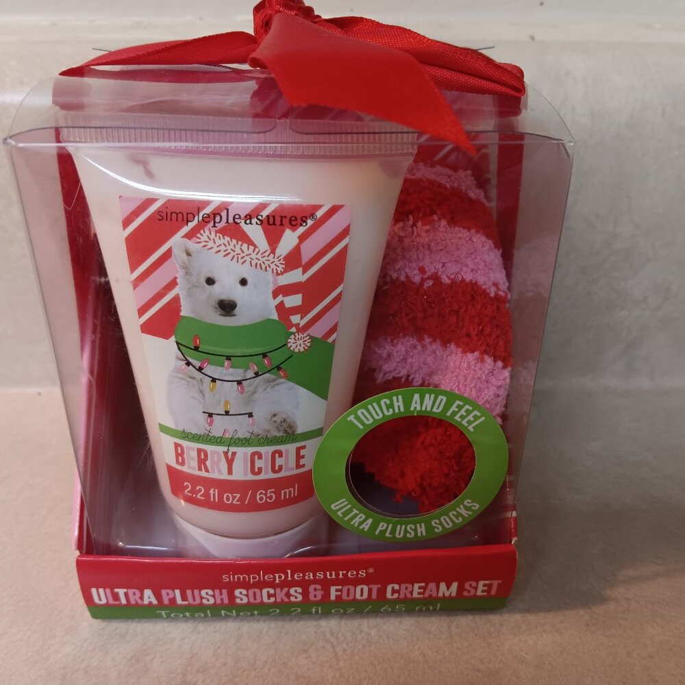 Foot Cream and Plush Sock Duo Berry Icicle Simple Pleasures